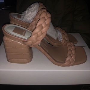 NIB Dolce Vita Natie Sandal